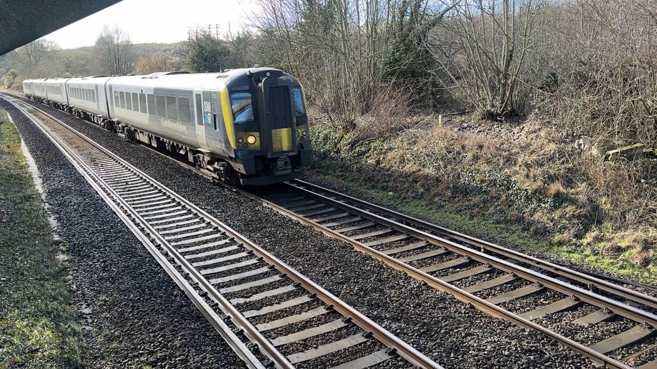 Class 444 Desiro | 444009 | South Western Railway