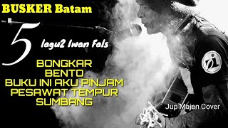 BUSKER Batam .. nyanyikan lagu2 Iwan Fals live Mustafa Plaza  Batam Centre