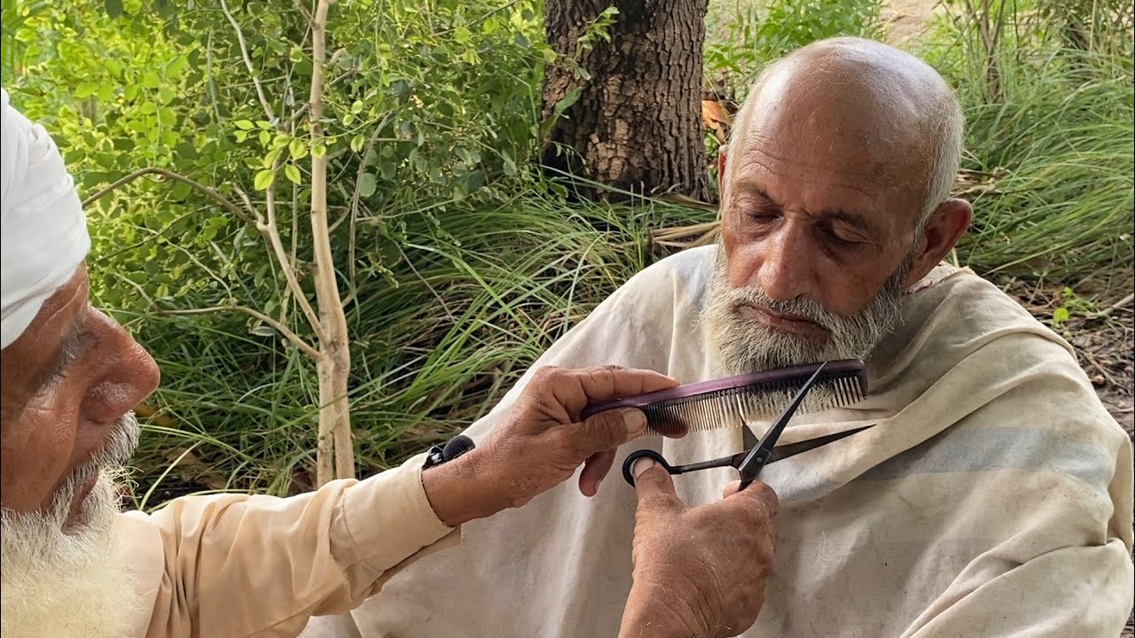 100 Year Old Man Beard Shaving 🥵🔪 With Barber is Old Man 😭