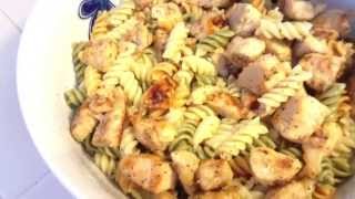 Pasta con Pollo a la Mantequilla y Ajo