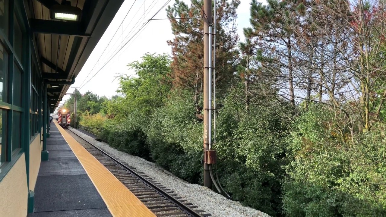 Metra Electric at 211th Street