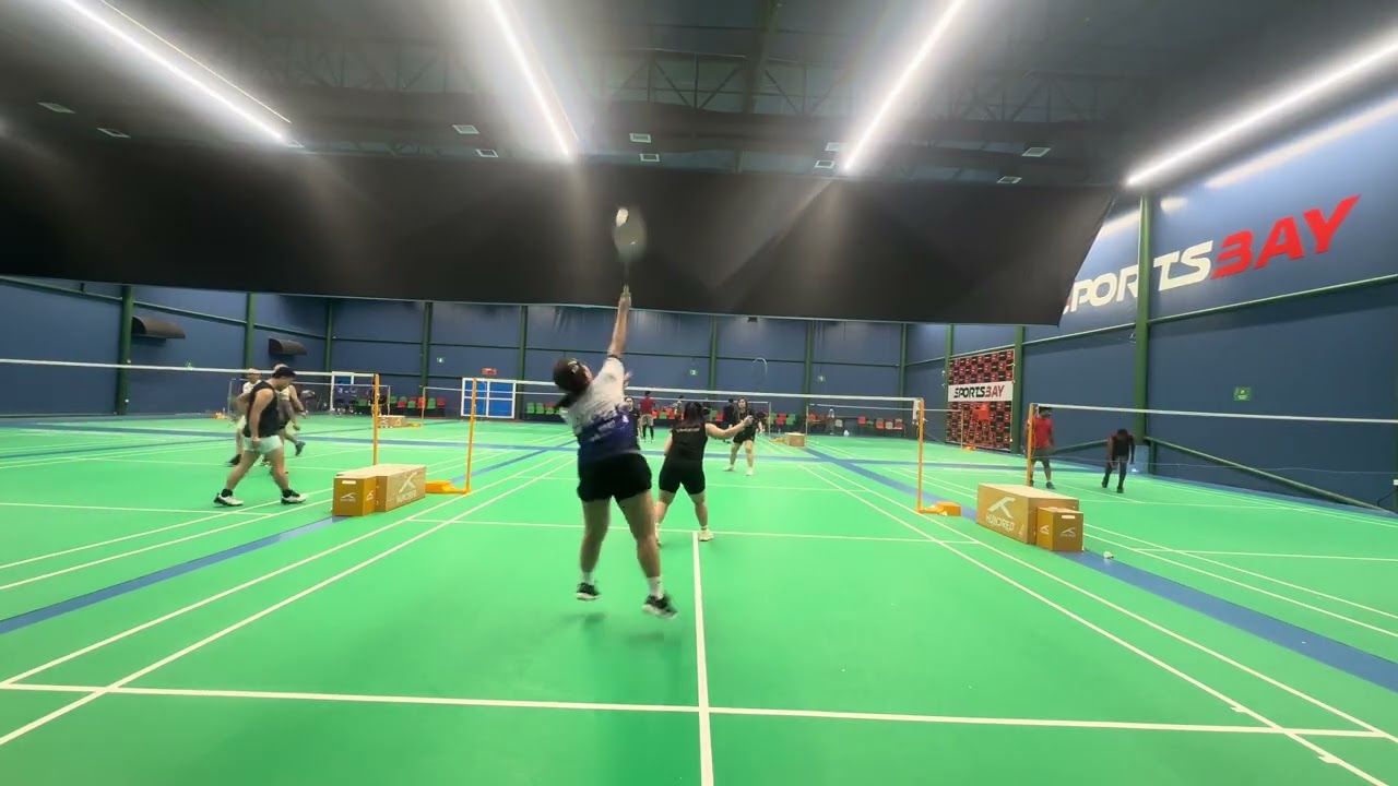 Aicaa & Donna Vs Wendy & Lise