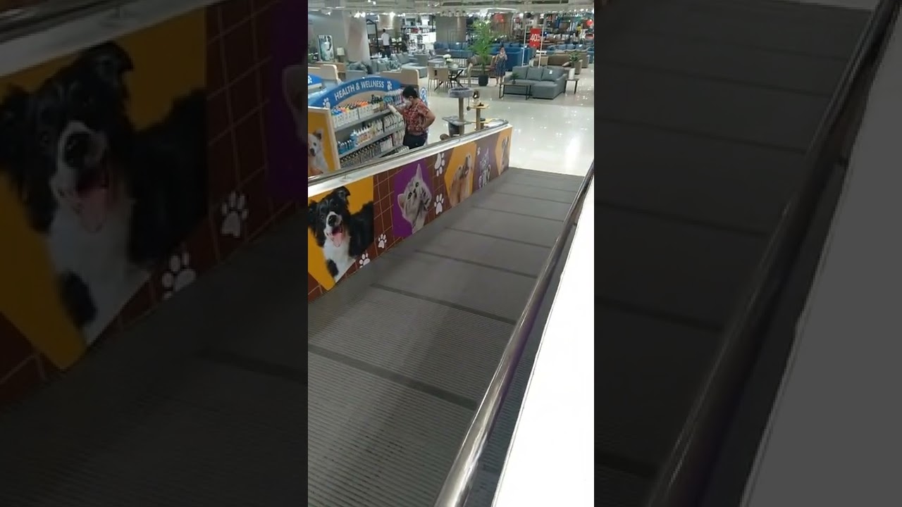 Metro Department Store - Ayala Center Cebu, Basement 1 (2022 Jul)