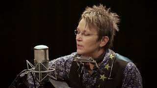 Miniatura de vídeo de "Mary Gauthier - Rifles and Rosary Beads - 2/7/2018 - Paste Studios - New York - NY"