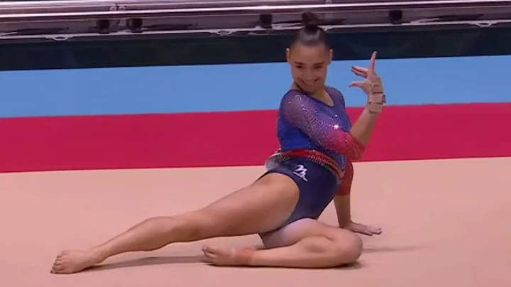 Jessica Gadirova (GBR)  Floor SLO-MO || World Cham...