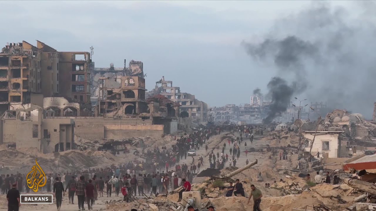 الفلسطينيون يخاطرون بحياتهم من أجل كيس من الدقيق