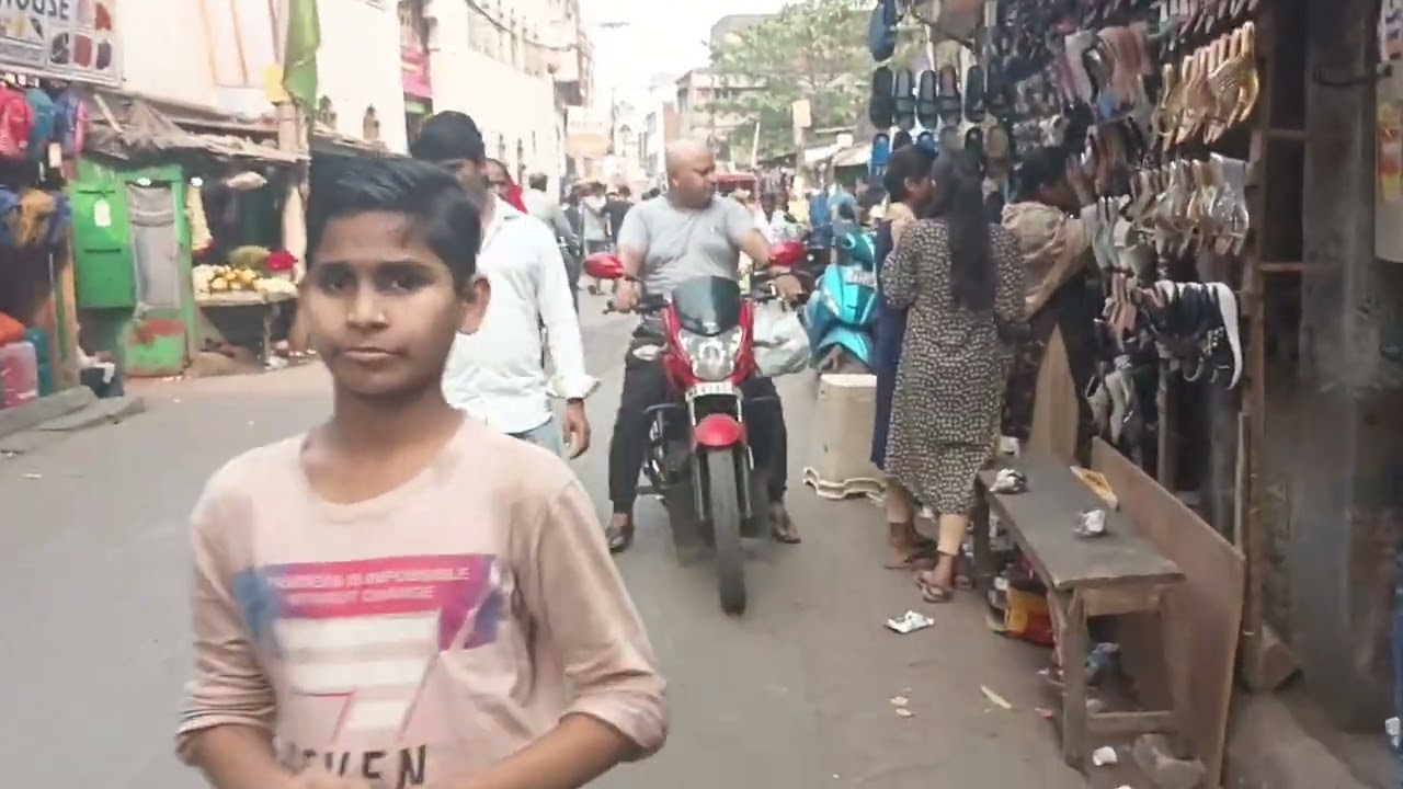 Topsia- lal masjid, mazar , jinnati masjid and KB market.