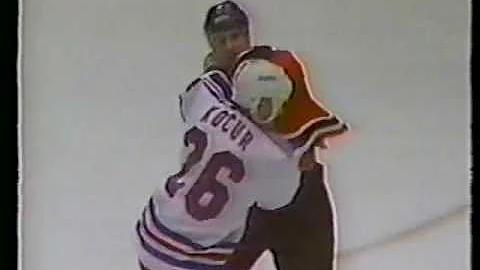 Joey Kocur vs Reid Simpson