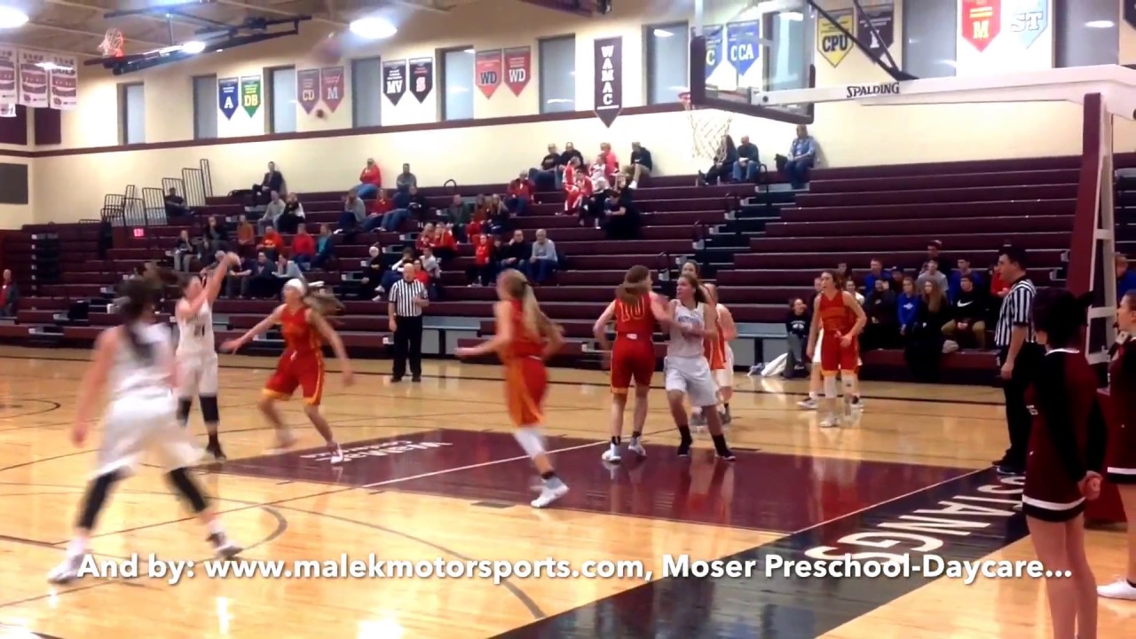 Marion @ INDEE Girls Mustangs basketball on 1/23/17 in Independence, Iowa