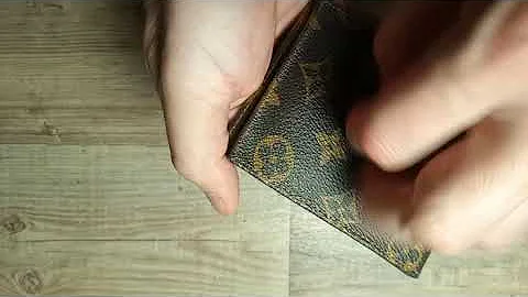 ASMR - Fast and Aggressive Tapping & Scratching leather wallet (no talking)