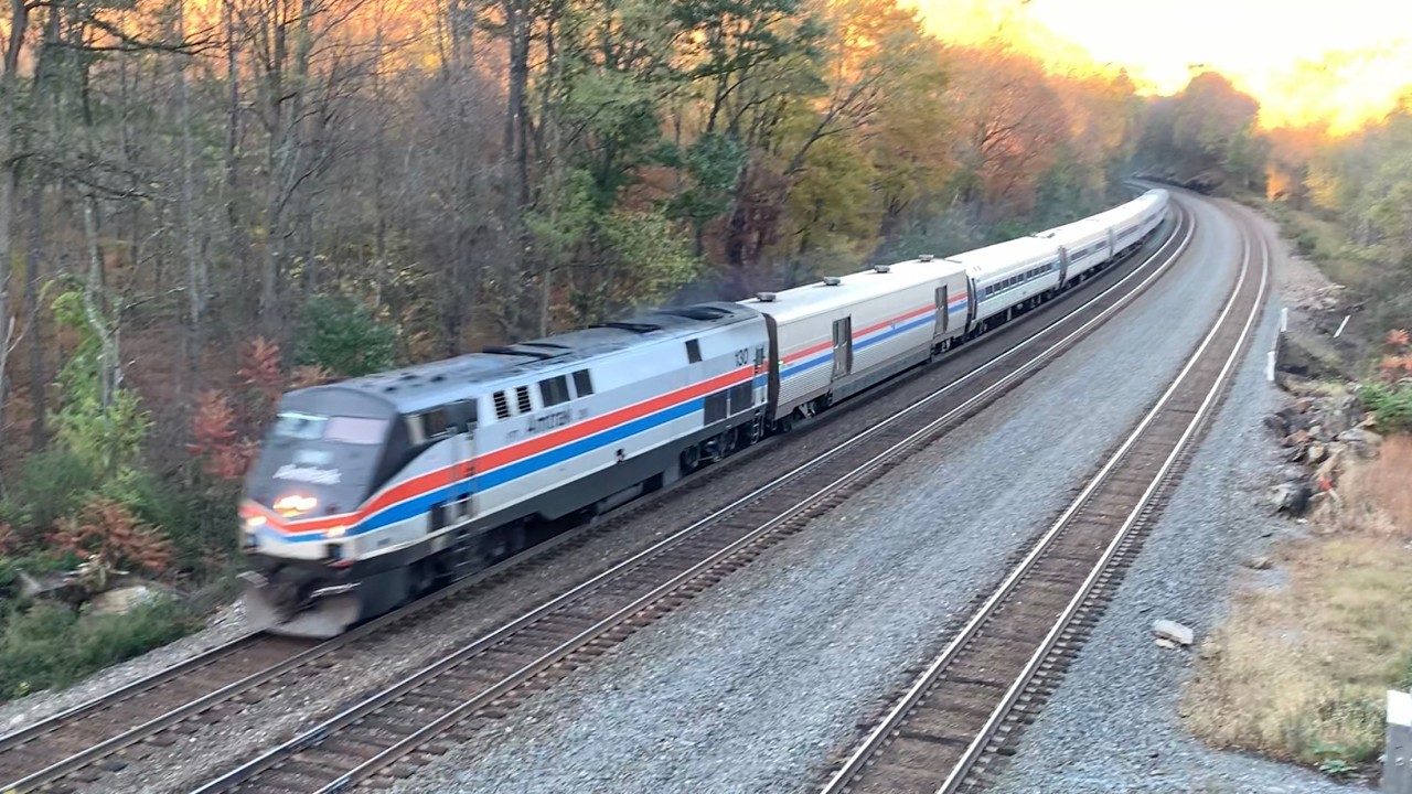 Поезда разбудили меня в мотеле у трех путей! Amtrak сбил сигнал! Ночные поезда в Кентукки и Пенси...