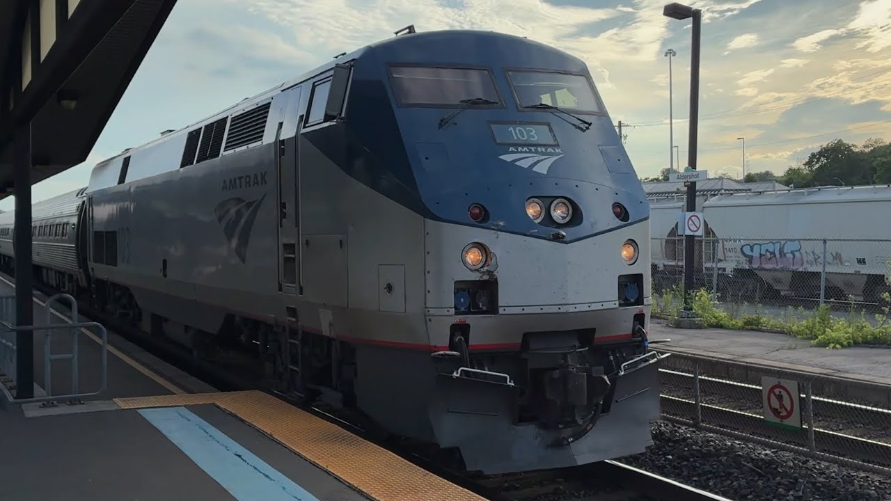 Via Train 98 | Amtrak 63 [Maple Leaf] Aldershot Go/Via Station June 24 ...