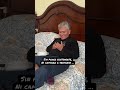 #pareja #feliz #couple Felicitar a las #mujeres por #estar ahí #reflexion con #humor