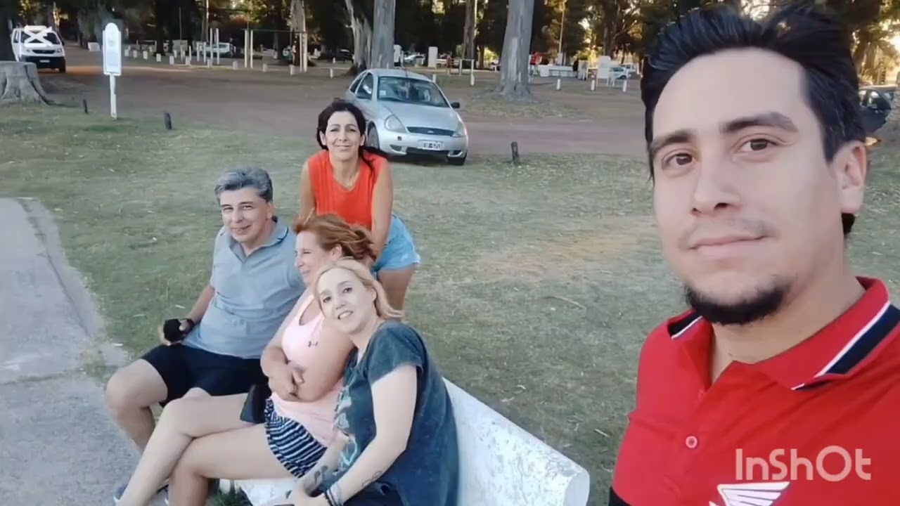 Asado argentino, amigos y rodando en moto por los pueblos de Buenos Aires