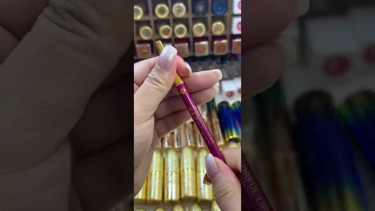 THE BIGGEST TREND HACK LIPS 👄 red 