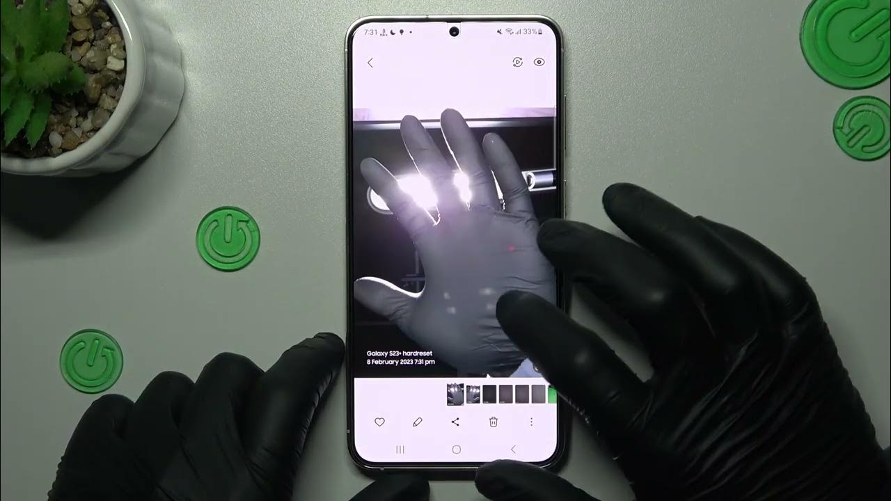 How to Turn On / Off Front Camera Mirroring Effect on Samsung Galaxy