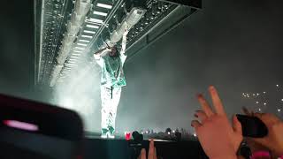 Post malone - Broken whisky glass/too young Live O2 Arena London Resimi
