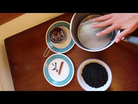 Step By Step: How To Make Elderberry Syrup
