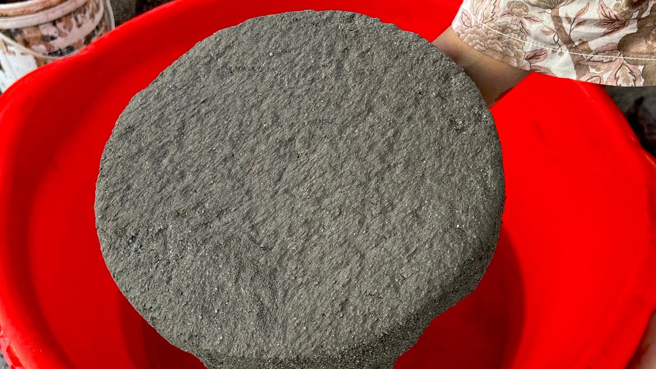 New || Black Sand Moon cakes Crumbling and Dipping in Lots of Water asmr #insane 