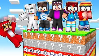 ¡ATRAPADOS en un CHUNK de LUCKY BLOCKS!  6 YOUTUBERS en MINECRAFT LUCKY BLOCKS