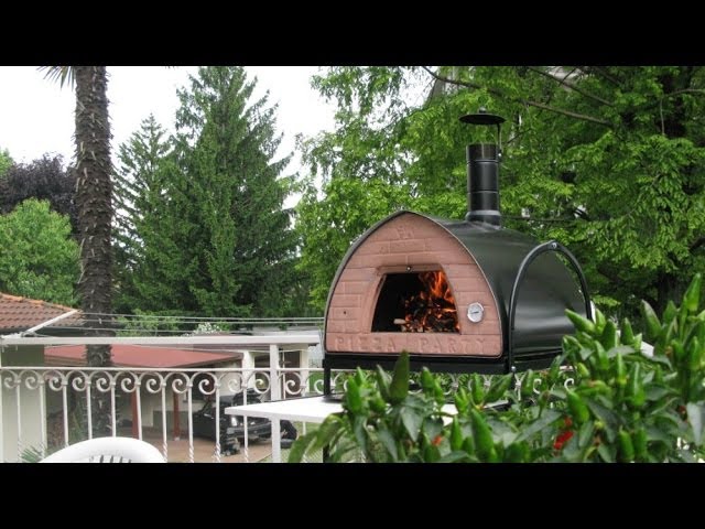 Come fare a mantenere la temperatura costante e senza fare fumo nei forni a  legna by PIZZA PARTY - YouTube