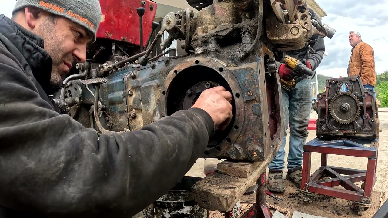 Unıversal 550 Traktörün Diferansiyel ve Fren Tamirini Yaptık