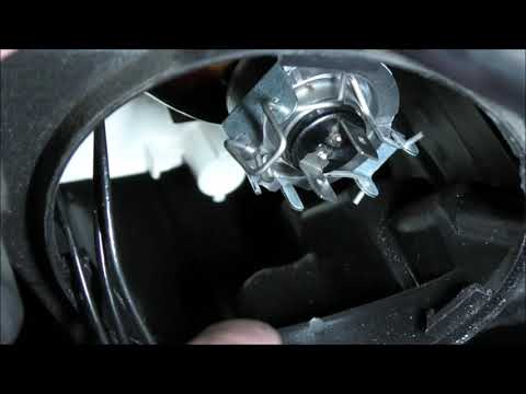 Mercedes C180 W204 2008 front headlight bulbs removal and replacement