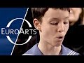 Mozart - "Ave verum corpus", K.618 (Vienna Boys Choir, Bertrand de Billy)