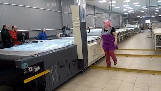 Richpeace Automatic Spreading & Cutting Non woven fabric for Surgical Gown factory