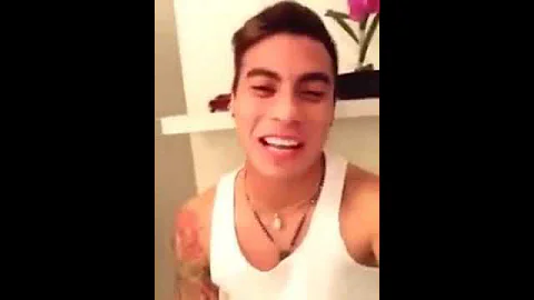 Eduardo Vargas hablando flaite