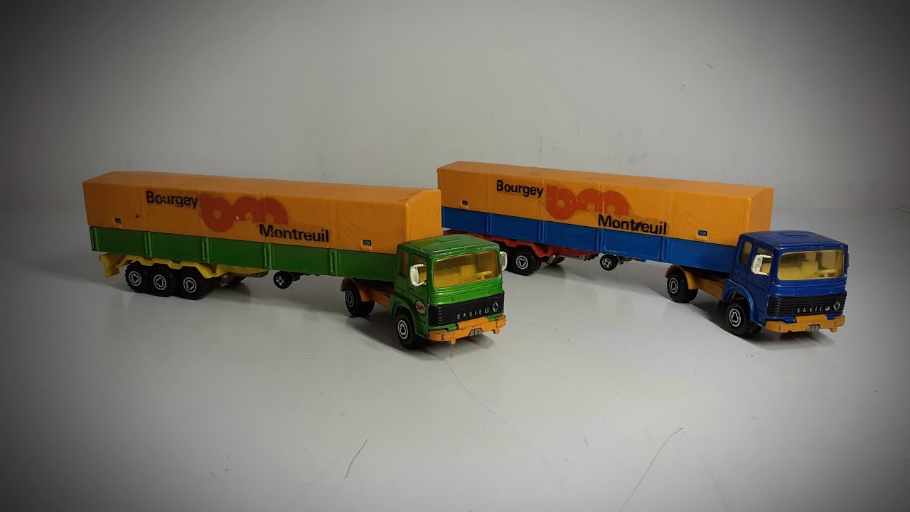 Retour de brocante des Renault Saviem bâché !