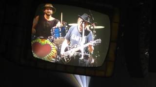 Neil Young &amp; The Promise of the Real &quot;Like An Inca&quot; live @ Paris 23/06/2016