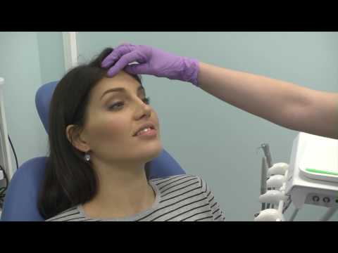 فيديو: ناتاليا في موعد مع الجراح في Face Smile Center
