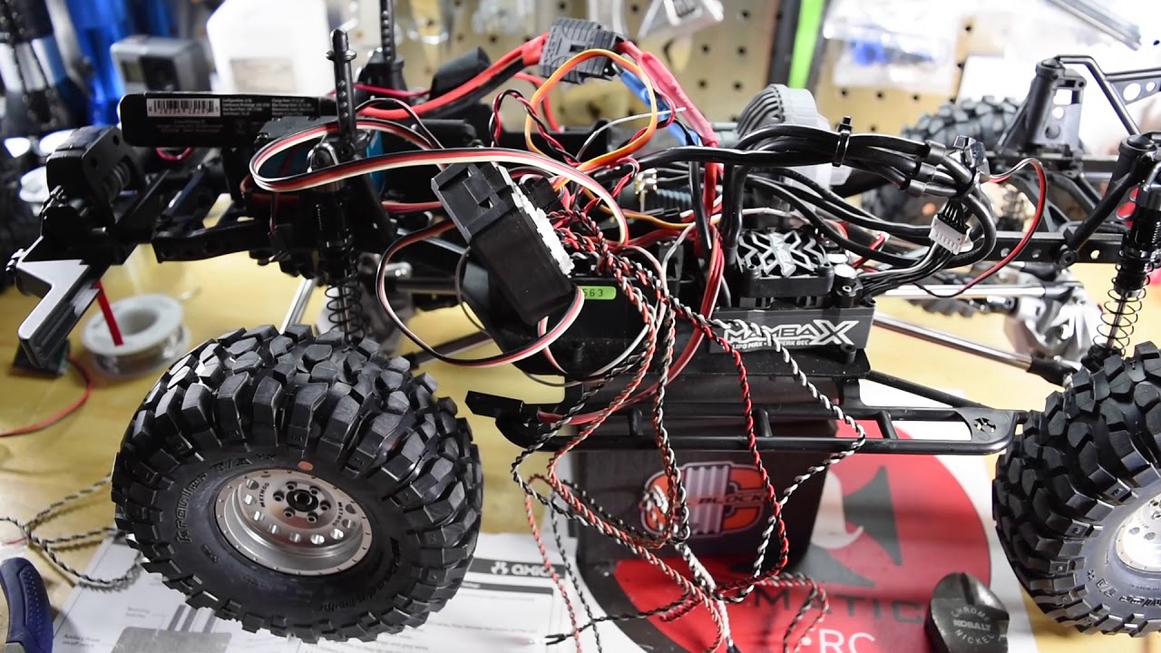 Axial SCX10ii K5 Blazer - Axial NVS Light Kit Install