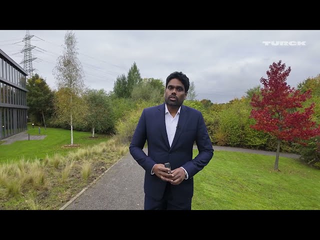 Walk & Talk: FS501 Flow Sensor with IO-Link