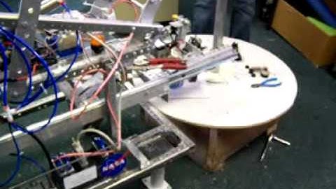 FRCFIRST Team 3246 minibot deployment