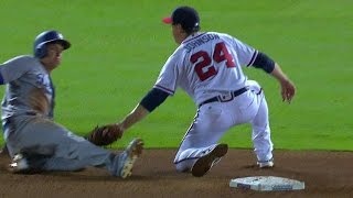 LAD@ATL: Pierzynski catches Pederson stealing