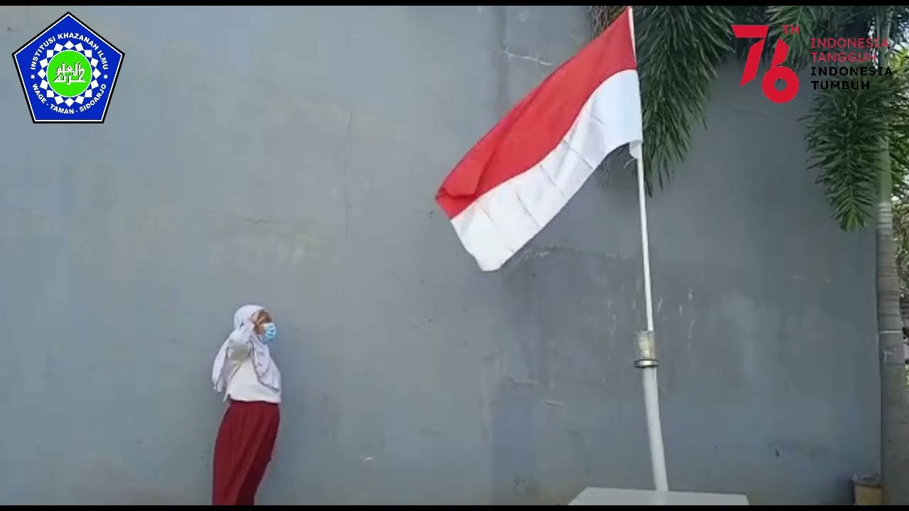 HORMAT BENDERA KELAS 3 IBNU SINA SD KHAZANAH ILMU WAGE