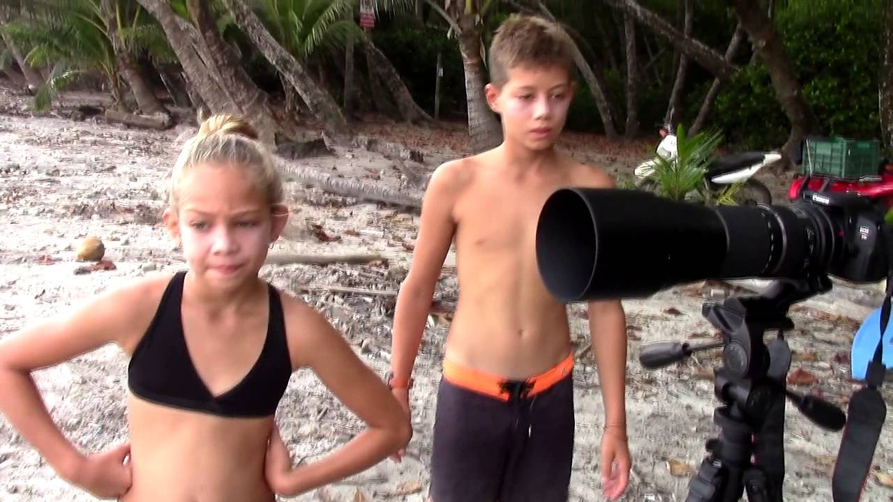 New Camera, Beach Shelter & Rainy Ear Infection - Surf Coahes Vlog