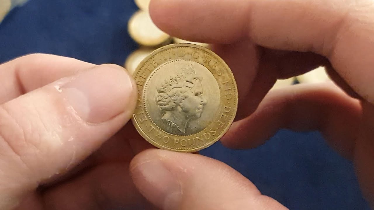 £2 Coin hunt (£500) - Game Over! Insert coin to continue. - YouTube