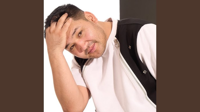 Jinsiy külotlarda sexy mushuklar