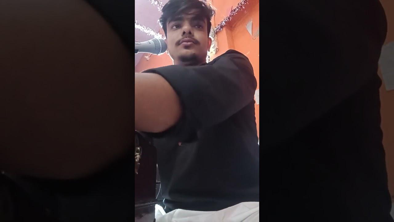 अपना बारे में पियवा कुछ न बतावे हे,,, हमरा से जाने खातिर कीरिया धरावे है 😎🥰🥰😘😘 +(परछन गीत) धुन 🥰😘🤘🏻🫂