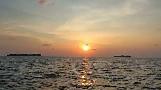 Matahari Tenggelam di Kepulauan Seribu Utara
