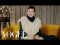 Isabella Rossellini rivela cosa custodisce nella sua borsa | Vogue Italia