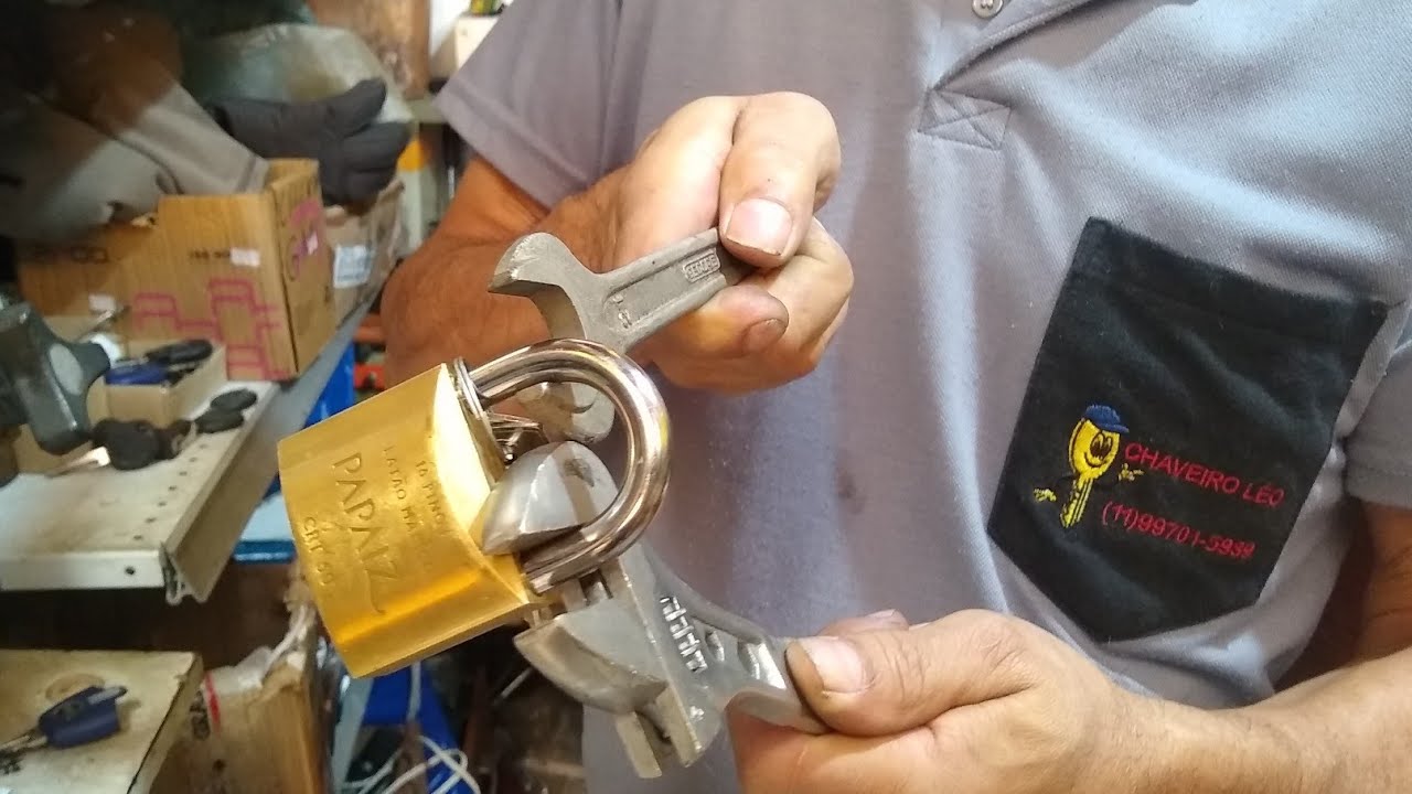 cadeado que não estoura com duas chaves de boca!!!