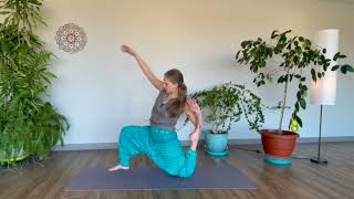 Lunge Split Up And Over Reusii Datton