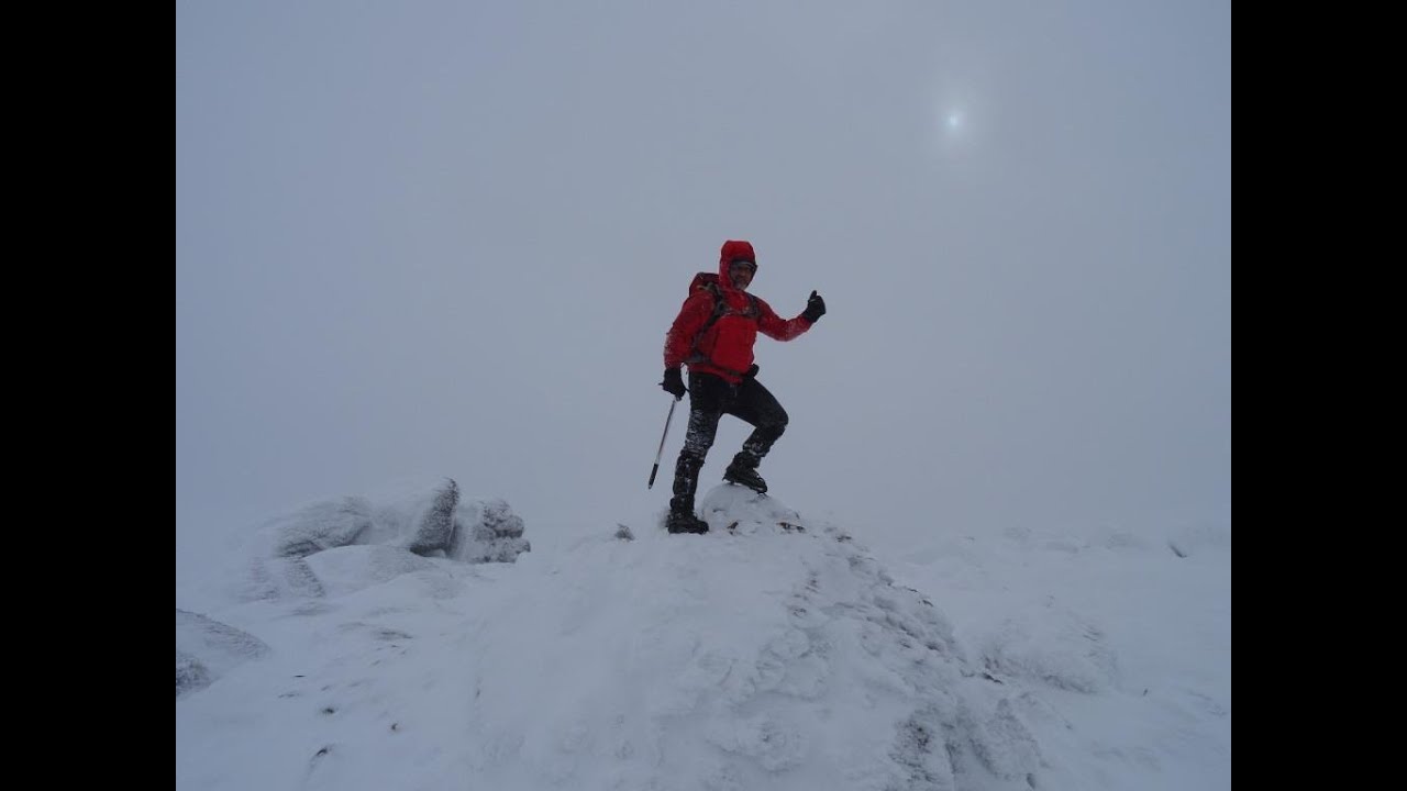 Mountains in challenging conditions ! Battling the elements: snow,ice ...