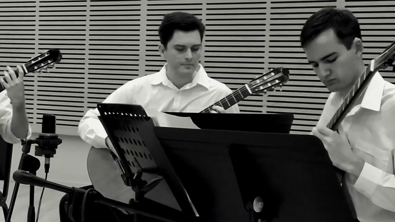 Playground by Andrew York | Mateloos Classical Guitar Quartet
