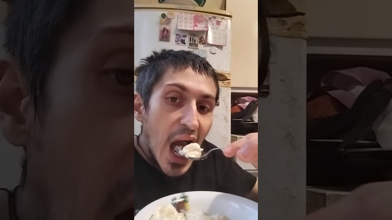 мук-банг пельмени с грибным соусом