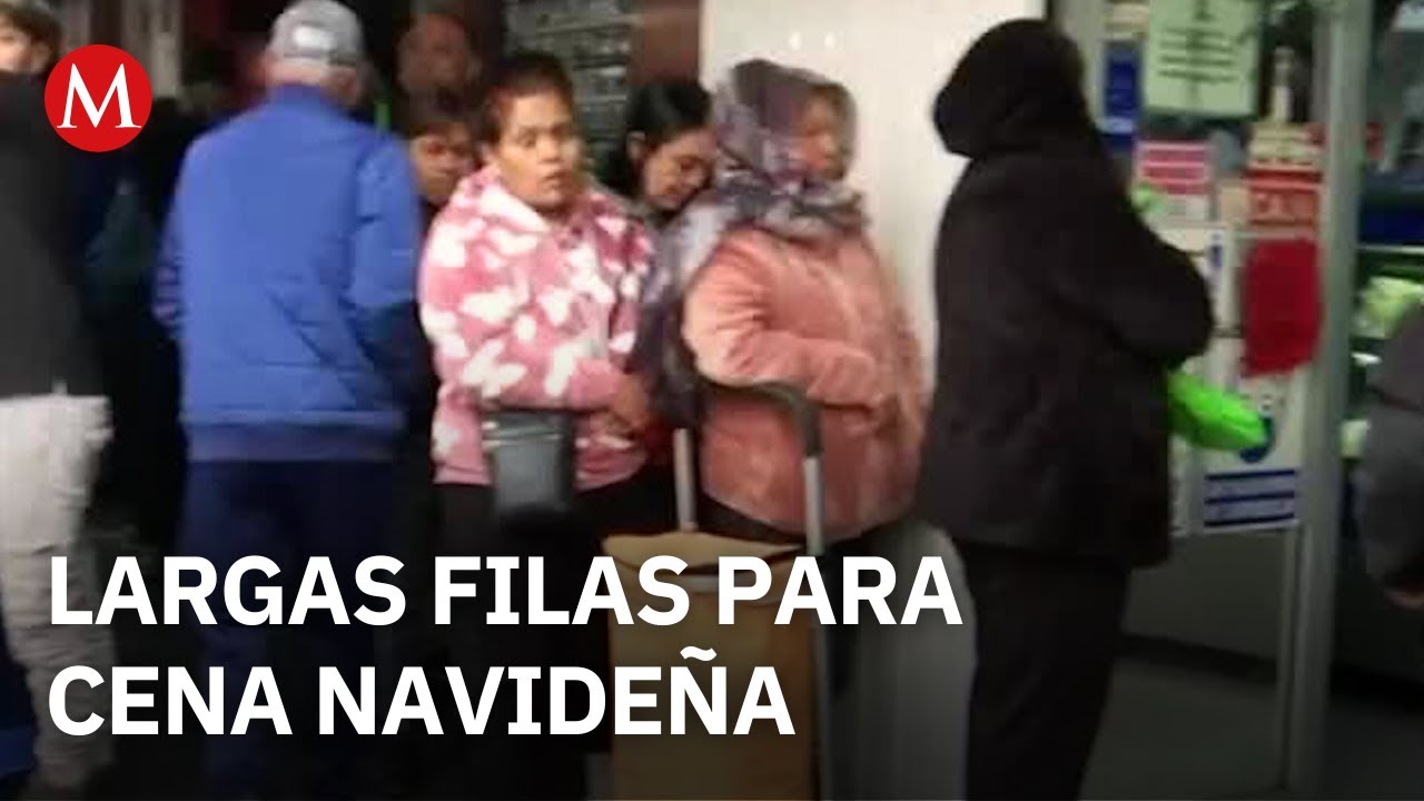 Filas por cena navideña: familias se preparan para Nochebuena